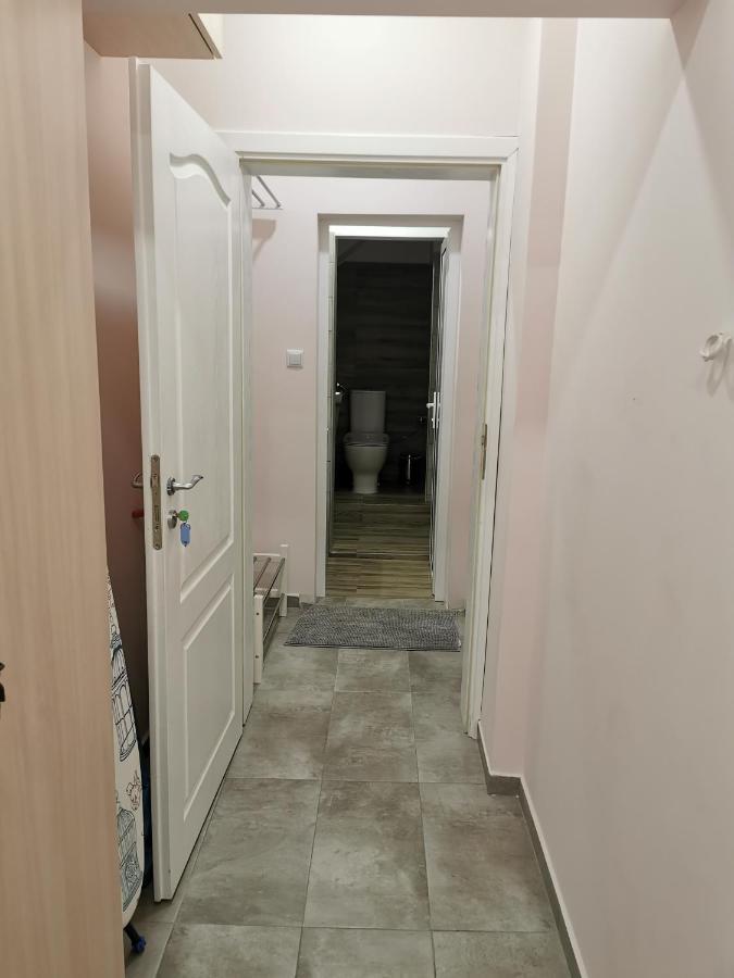 Studio Thermi 1 Varna Bagian luar foto
